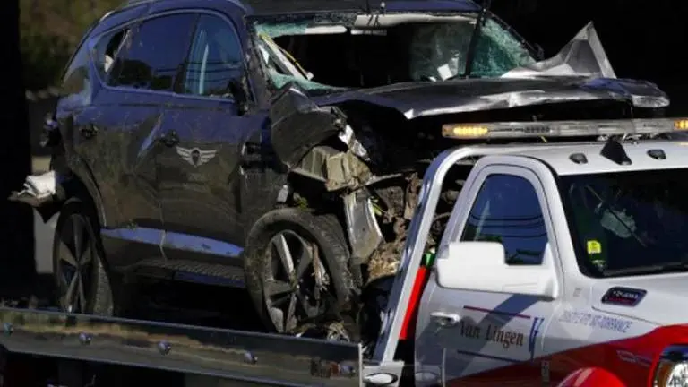 Officer: Woods 'fortunate' to survive crash