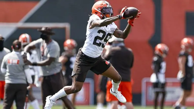 Strong safety: Browns’ Redwine committed to change off field