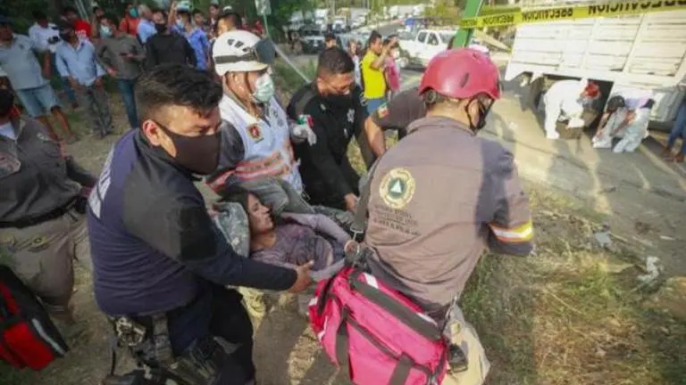 Migrant survivors recall horror of Mexico truck crash