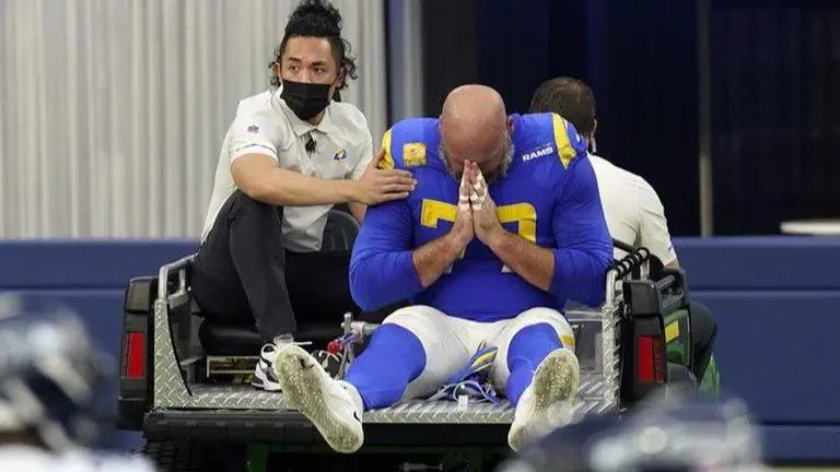 Whitworth carted off field; Brees sidelined with rib injury