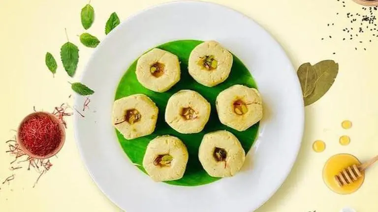 Kolkata: Sweet shop creates 'Immunity Sandesh' with 15 different herbs & spices Kolkata: Sweet shop creates 'Immunity Sandesh' from 15 herbs to protect against COVID-19