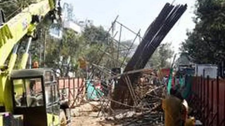 Case against construction firm, 7 officials in connection with Metro structure collapse Construction firm