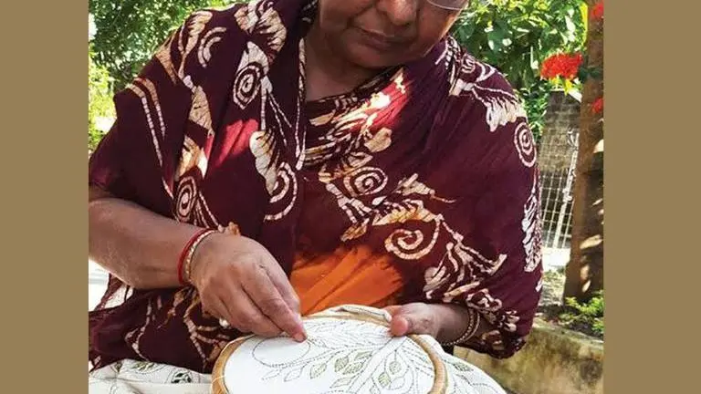 Kantha embroidery artist from Bengal hopes Padma award will inspire many more women