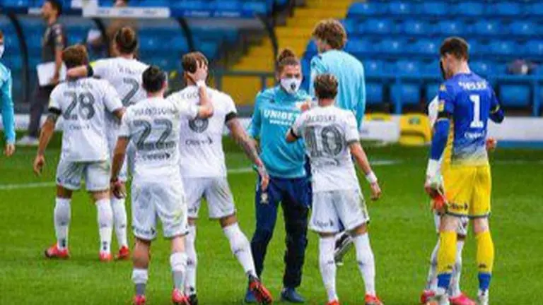 Leeds backs in English Premier League after 16-year exile