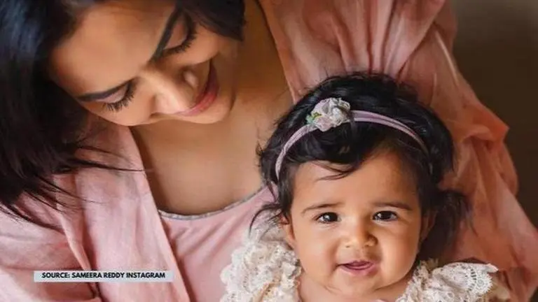 Sameera Reddy shares hilarious video of her daughter, Nyra imitating Rajinikanth style