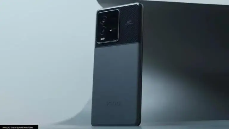 iQoo 9T 5G might launch in India this month; tipster reveals price and release date iQoo 9T 5G could launch in India this month, tipster leaks price and release date