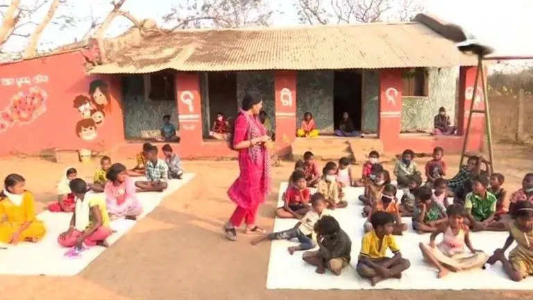 'Mowgli Schools' in UP: Imparting learning for children in forest, who wandered to collect firewood Mowgli schools in Uttar Pradesh
