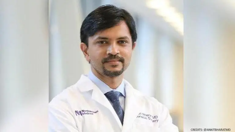 Indian-origin doctor performs first ever lung transplant for patient with COVID-19 history COVID-19