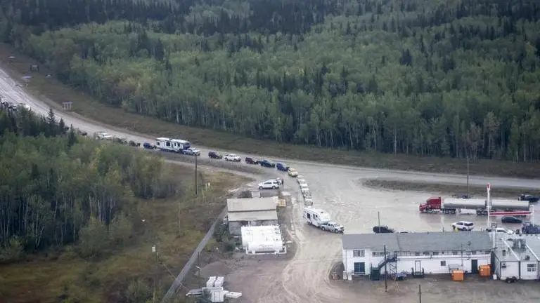 Wildfire nears capital of Canada's Northwest Territories as fleeing residents fill roads, flights