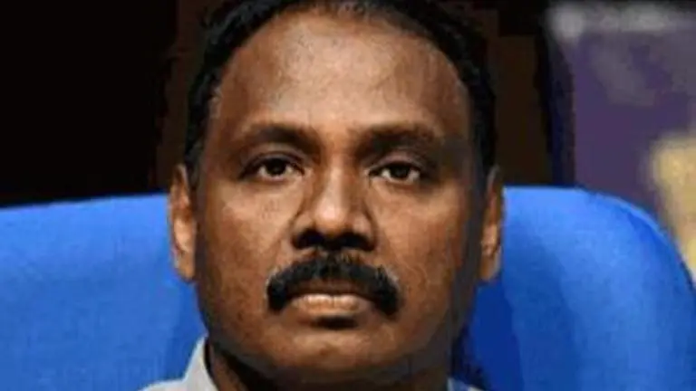 J-K: Lt Guv directs officials to update govt websites