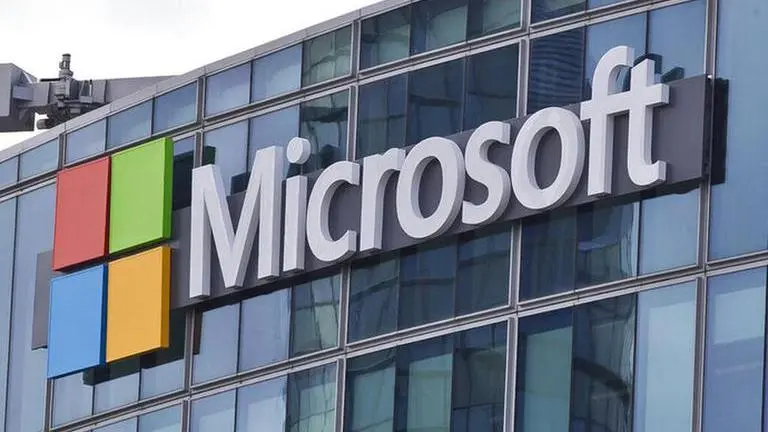 Microsoft says hackers viewed source code, didn't change it