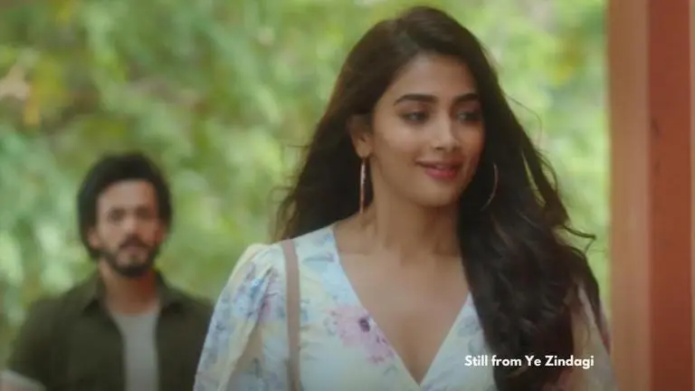 Pooja Hegde's 'Ye Zindagi' receives raving reviews from fans, here's what they said In frame: pooja hegde