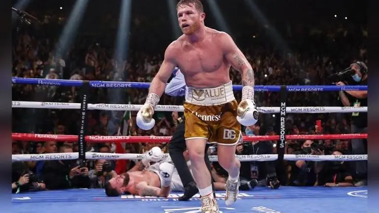 Canelo Álvarez knocks out Caleb Plant to become undisputed super middleweight champion Canelo Alvarez