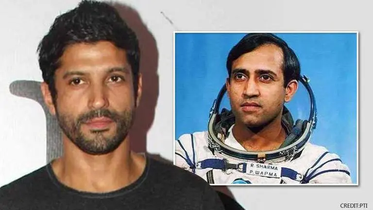 Farhan Akhtar to play lead in Rakesh Sharma's biopic 'Saare Jahaan Se Acchha'? Farhan Akhtar to step into the shoes of Rakesh Sharma for biopic 'Saare Jahaan Se Acchha'?