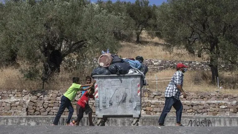 Germans protest in solidarity with Lesbos migrants Germans protest in solidarity with Lesbos migrants