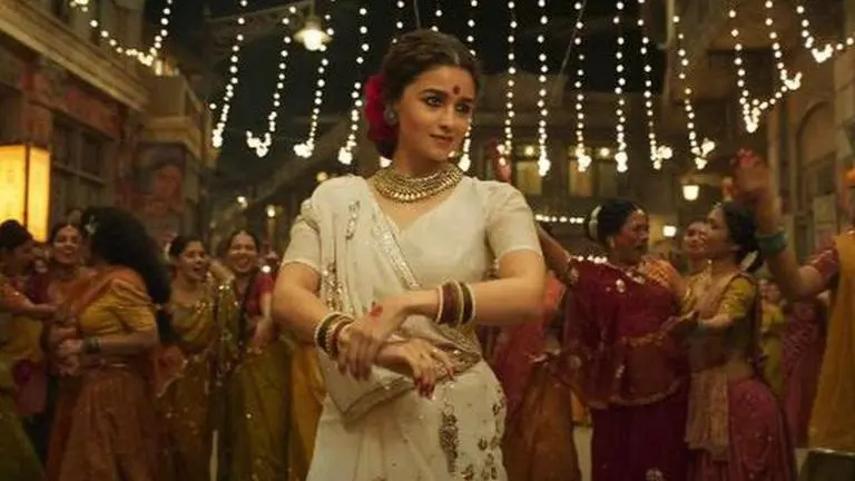 'Gangubai Kathiawadi' Box Office Day 6: Alia Bhatt-starrer racing towards Rs 100 Cr-mark Gangubai Kathiawadi, alia bhatt, gangubai kathiawadi day 6 box office