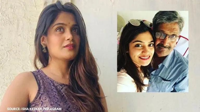 Isha Keskar's cute pictures with her father proves she's complete 'daddy's girl' Isha Keskar