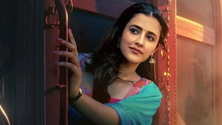 Tiger Nageswara Rao makers unveil Nupur Sanon's look from Ravi Teja starrer Tiger Nageswara Rao