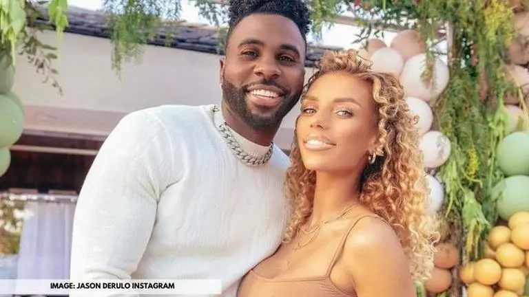 Jason Derulo and his girlfriend welcome their baby boy; the couple shares first glimpses Jason Derulo