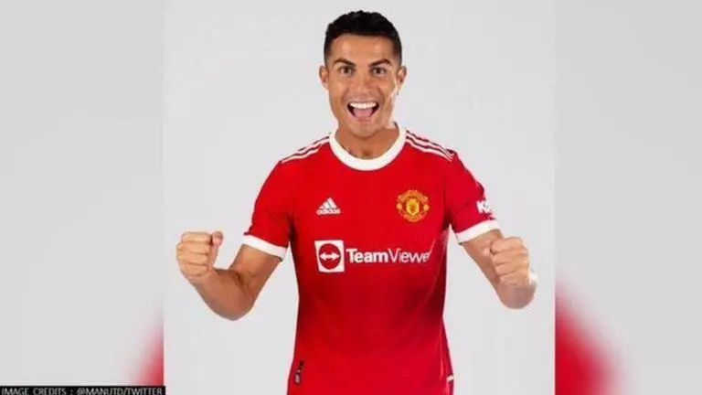 Cristiano Ronaldo's No. 7 jersey sale bags record $60 million for Manchester United cristiano ronaldo, Manchester United, cristiano ronaldo no. 7 jersey, cristiano ronaldo manchester united jersey, ronaldo jersey sale