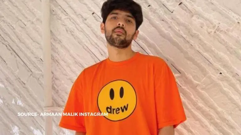 Armaan Malik posts sizzling photos on Instagram, says 'feeling hot hot'; Check out Armaan Malik