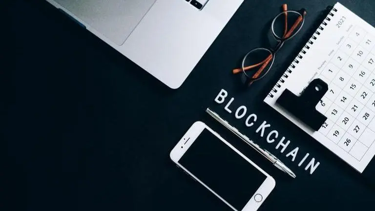 Role of Blockchain Bridges in DeFi: Enhancing Cross-Chain Transfers for Seamless Future Blockchain Bridges