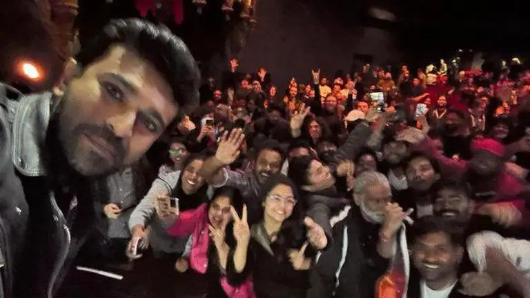 RRR actor Ram Charan shares selfie featuring a tide of fans at film’s screening in US Ram Charan