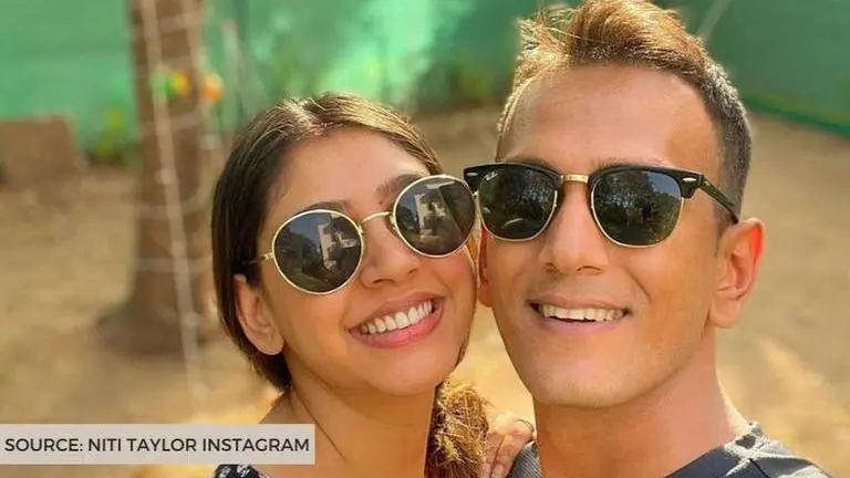 Niti Taylor celebrates eight months of marriage with husband; fans call them 'cuties' In Frame: Niti Taylor and Parikshit Bawa; Source: Niti Taylor Instagram