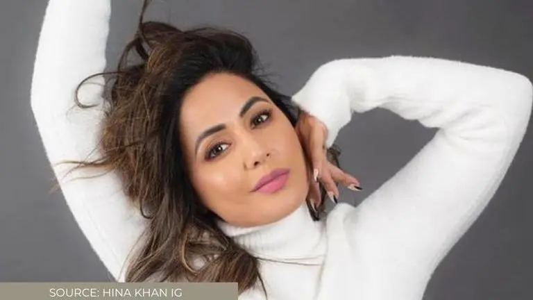 Hina Khan cuts a rug to register her entry in the 'silhouette challenge'; watch hina khan