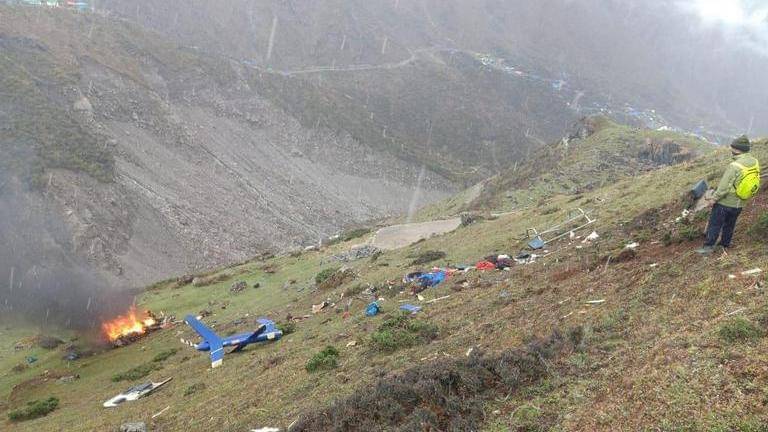 Pm modi, president murmu express deep grief at loss of lives in kedarnath chopper crash