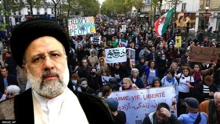 Anti-hijab protesters pressurise Iranian regime; Call for three-day strike Iran protests