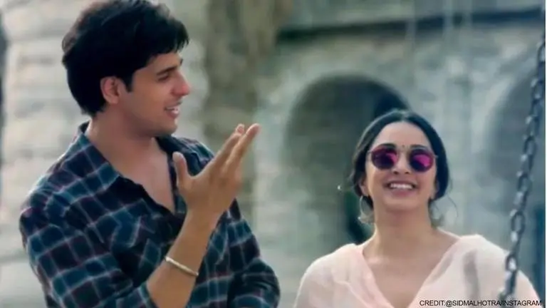 'Shershaah': Kiara Advani, Sidharth Malhotra romance in new song 'Raataan Lambiyan' Shershaah