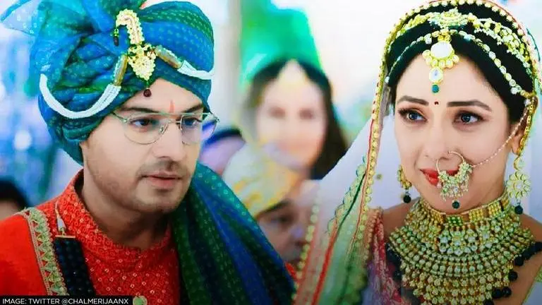 'Anupamaa': Netizens get emotional as Anuj ties the knot with Anupama after 27 years anupamaa