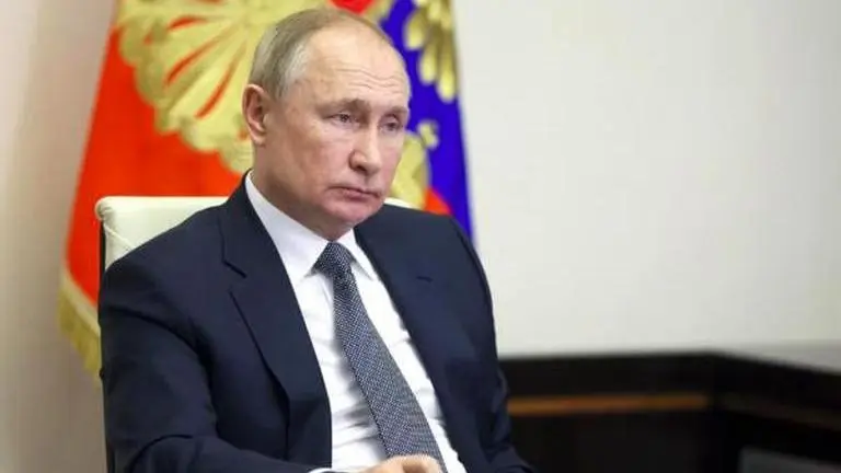 Russia's lawmaker demands withdrawal of troops from Ukraine; gets labelled as 'traitor' Russia