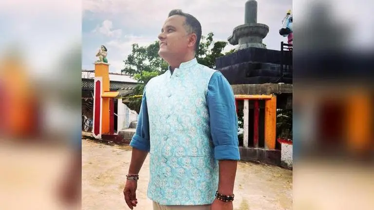 Amish Tripathi announces launch of his 4th book in Ram Chandra Series 'The War of Lanka' Amish Tripathi