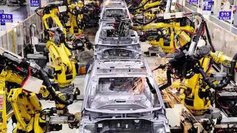 Eight core industries output contracts 8.5 pc in Aug