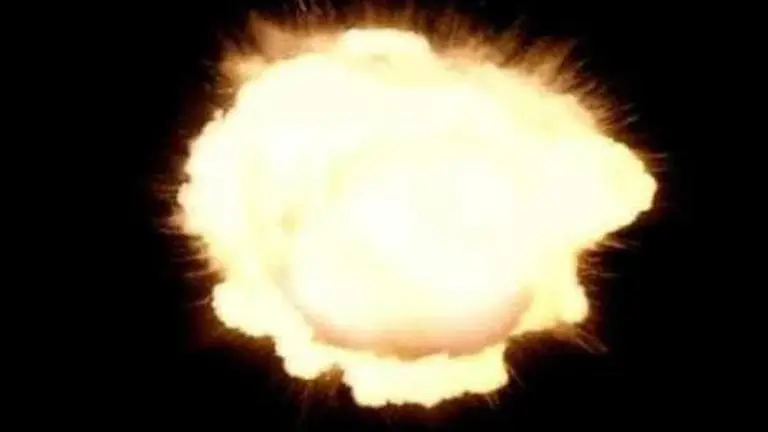 Massive fire in Gujarat textile godown; no casualties reported yet Gujarat