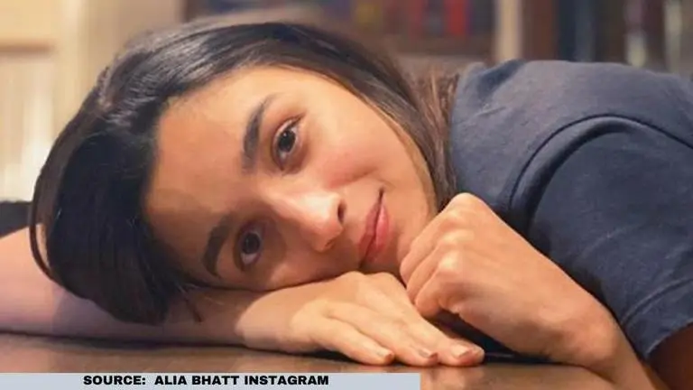 Alia Bhatt's photos is a bookworm and these pictures are proof Alia Bhatt
