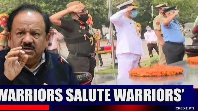 'Armed Forces pay special tribute to COVID-19 warriors, express solidarity': Dr. Vardhan Covid Heroes