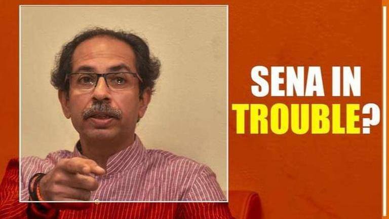 Shiv Sena: 26 corporators along with 300 workers tender resignati ...