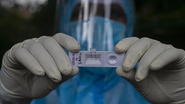 Bhutan PM announces 7-day nationwide lockdown amid surge in COVID-19 cases Bhutan PM announces 7-day nationwide lockdown as COVID-19 cases surge