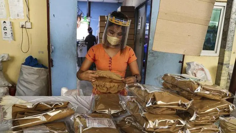 ILO says garment industry should do more to help workers ILO says garment industry should do more to help workers