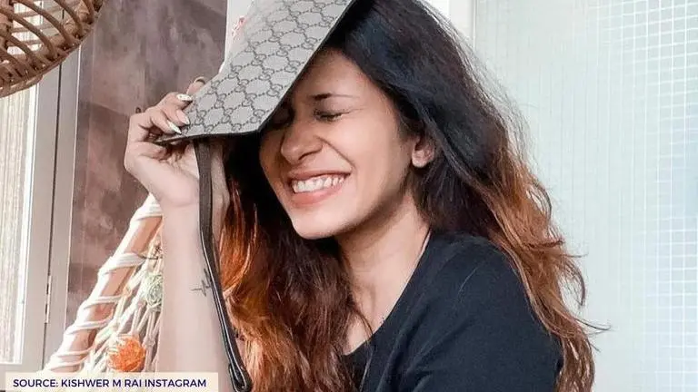 Throwback to when Kishwer Merchant cradled her baby bump in video from Maldives trip kishwer merchant