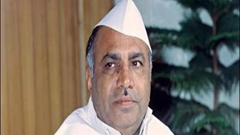 Maharashtra: Former CM Shivajirao Patil Nilangekar dead