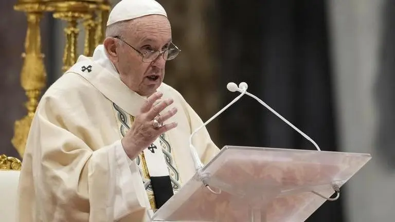 Pope Francis fuels rumors of retirement with his plan to visit tomb of Celestine V Pope Francis