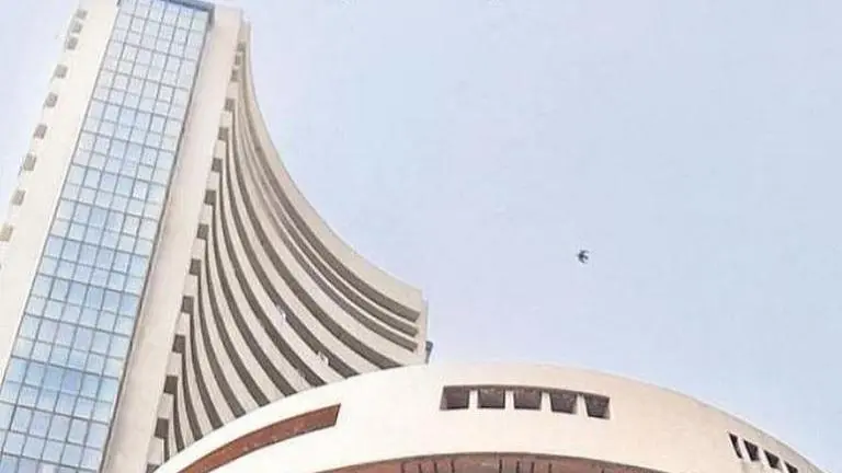 Sensex starts over 500 pts higher, pares gains on profit-booking Sensex starts over 500 pts higher, pares gains on profit-booking