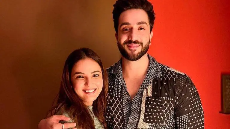 Bigg Boss fame Aly Goni to marry Jasmin Bhasin 'in a few days'? Here's what we know Aly Goni, Jasmin Bhasin, Aly Goni-Jasmin Bhasin wedding