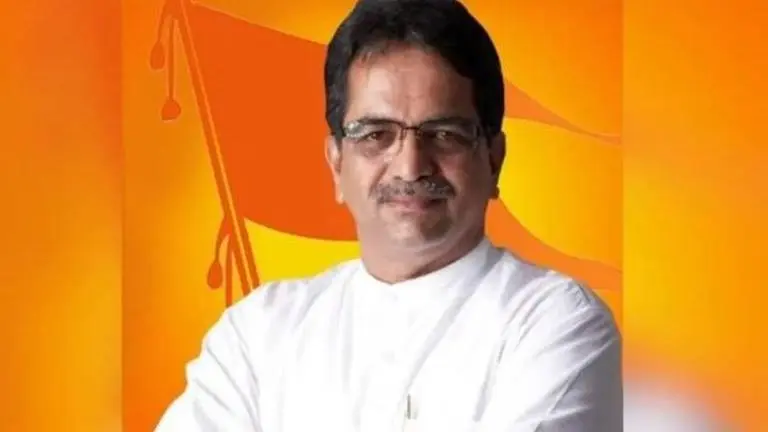 Ex MLA Shishir Shinde, who dug up Wankhede pitch in 1991, joins Eknath Shinde's Shiv Sena