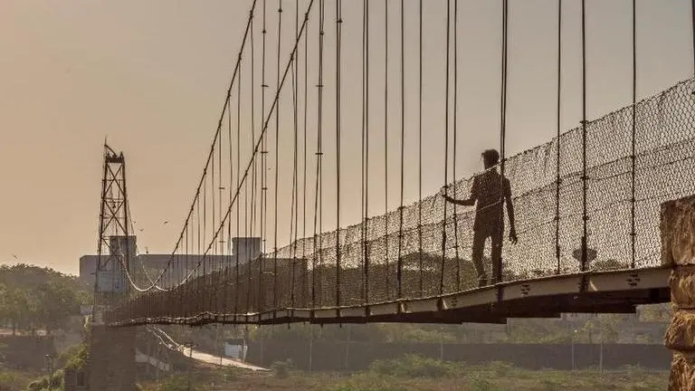 Morbi tragedy: Here's the history of 143-yr-old ill-fated bridge that's left over 130 dead Gujarat