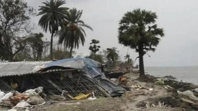 Hygiene kits for cyclone-hit villagers of Sunderbans Hygiene kits for cyclone-hit villagers of Sunderbans